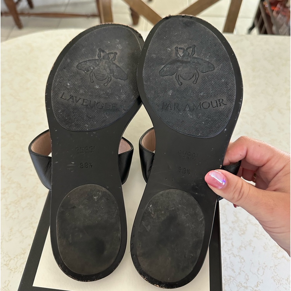 Gucci Leather Thong Sandal with Double G - Picture 5 of 7